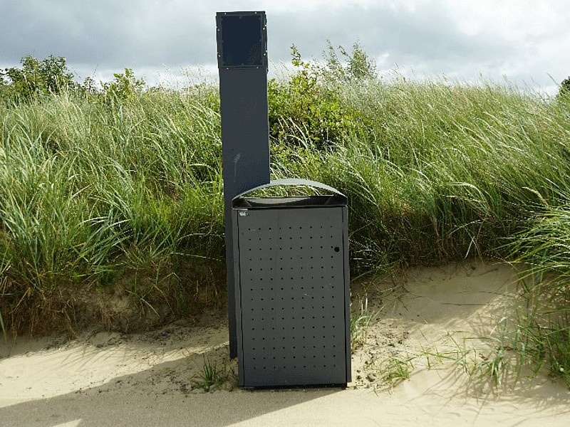 Accesspoints gratis Wlan am Strand Cuxhaven Mülleimer