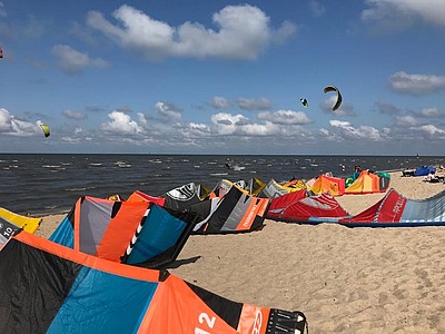 Kitesegel am Strand