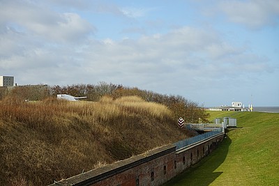 Blick vom Deich auf die Fort Kugelbake Cuxhaven