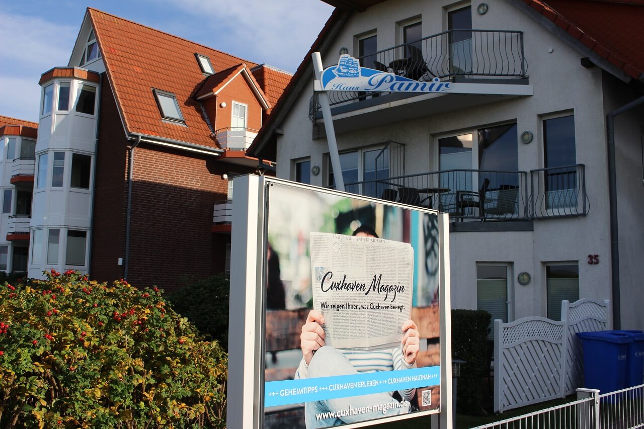 Schaukasten einer Ferienwohnung vom Cuxhaven Magazin