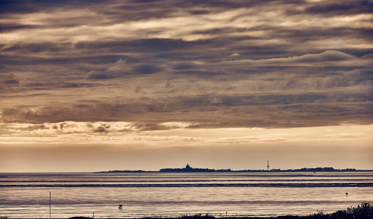 Sonnenuntergang über Neuwerk in Cuxhaven Sahlenburg